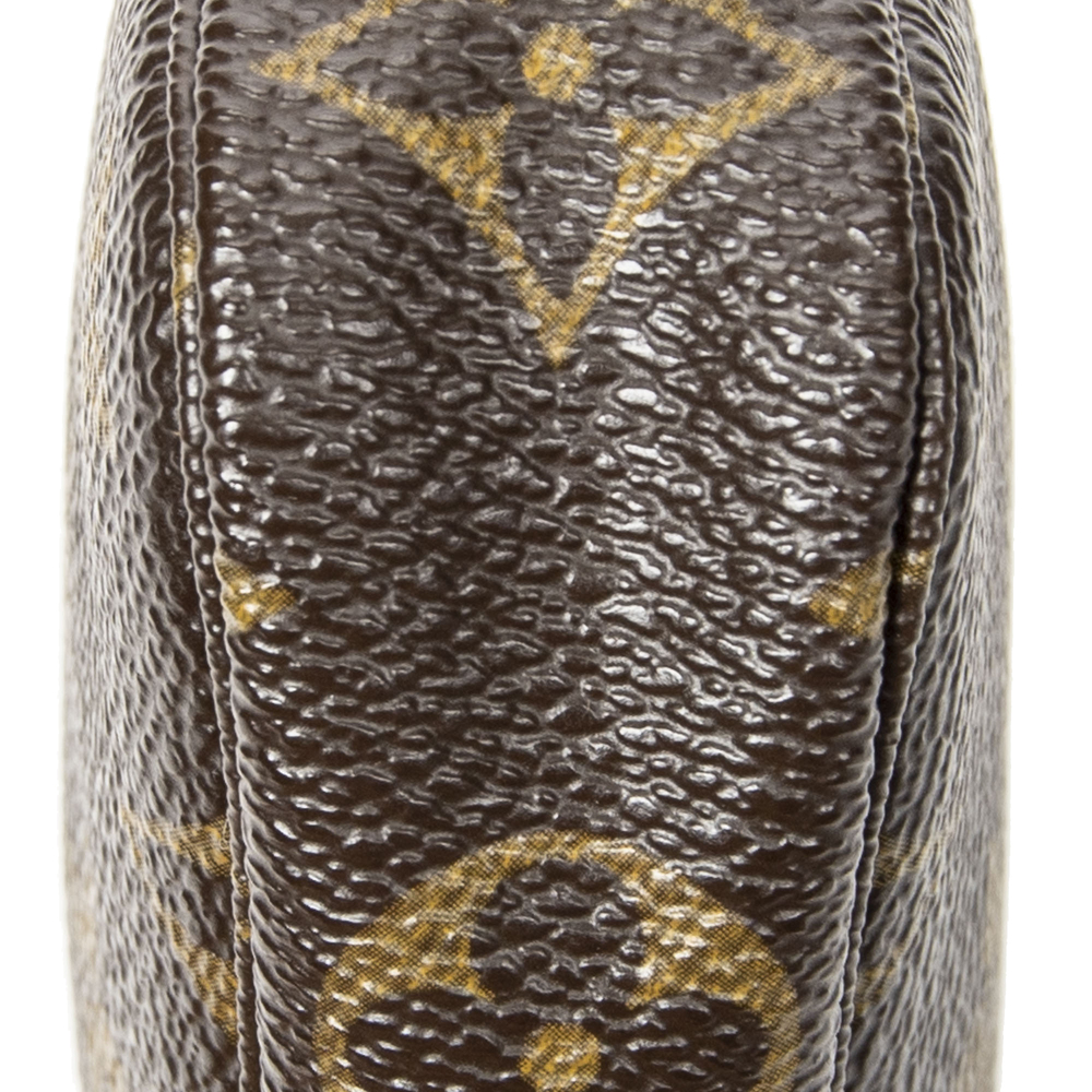 Louis Vuitton Mini Pochette Accessories - Picture 7 of 10